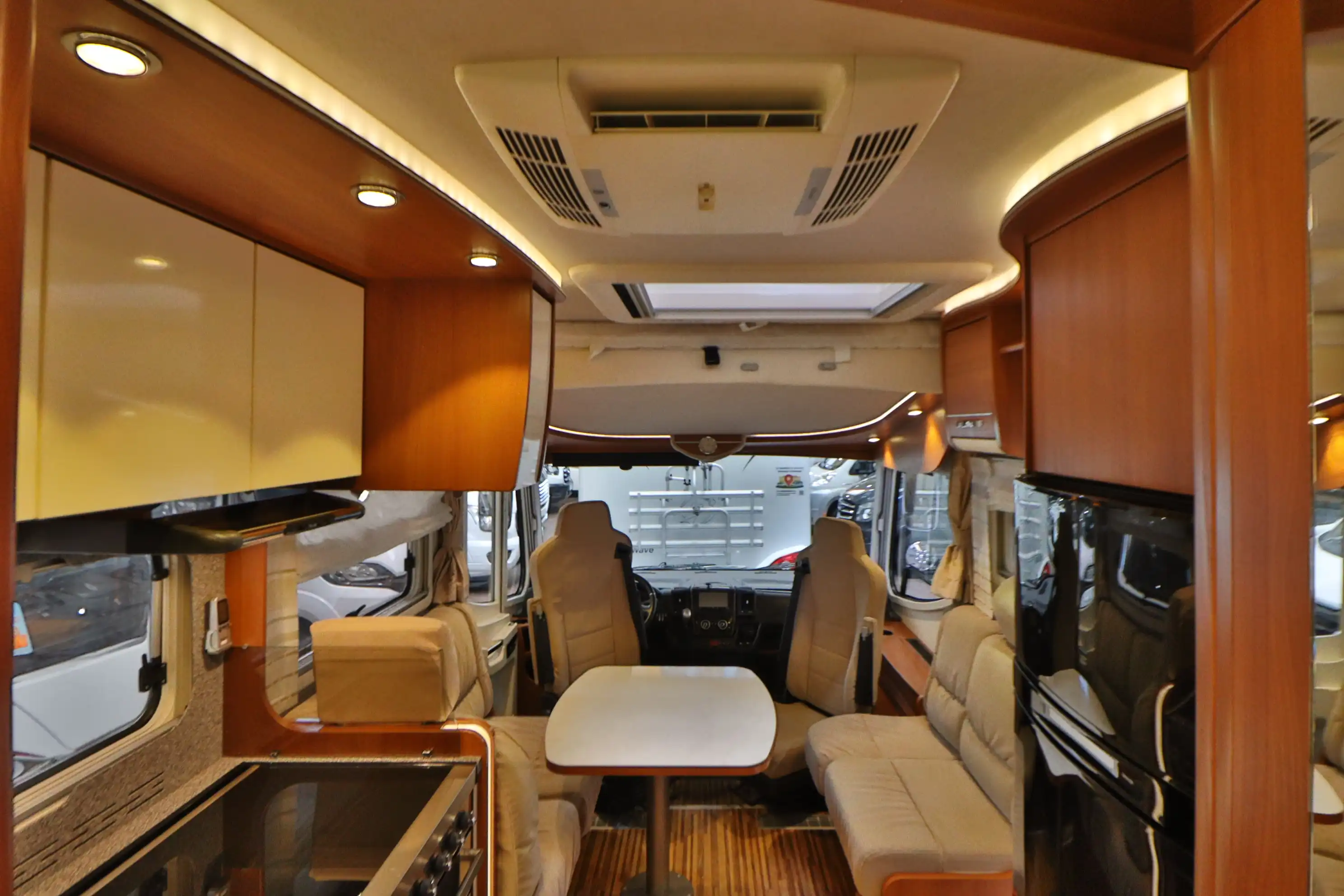 FRANKIA I 680 BD LuxuryClass